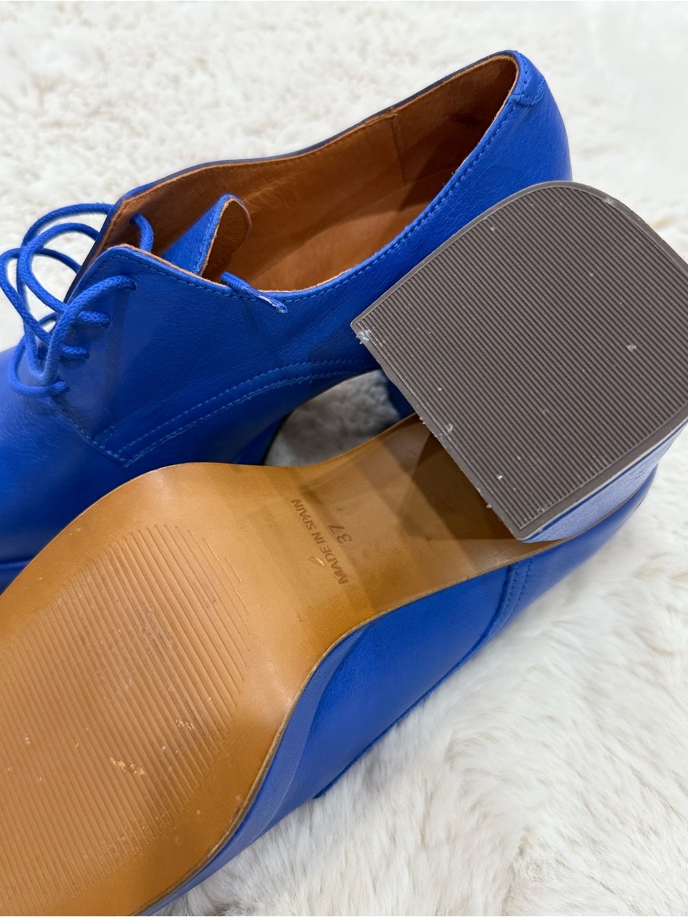 Women’s Fashion Lace-Up Chunky Heel Shoe in Electric Blue - Picture 7 of 7